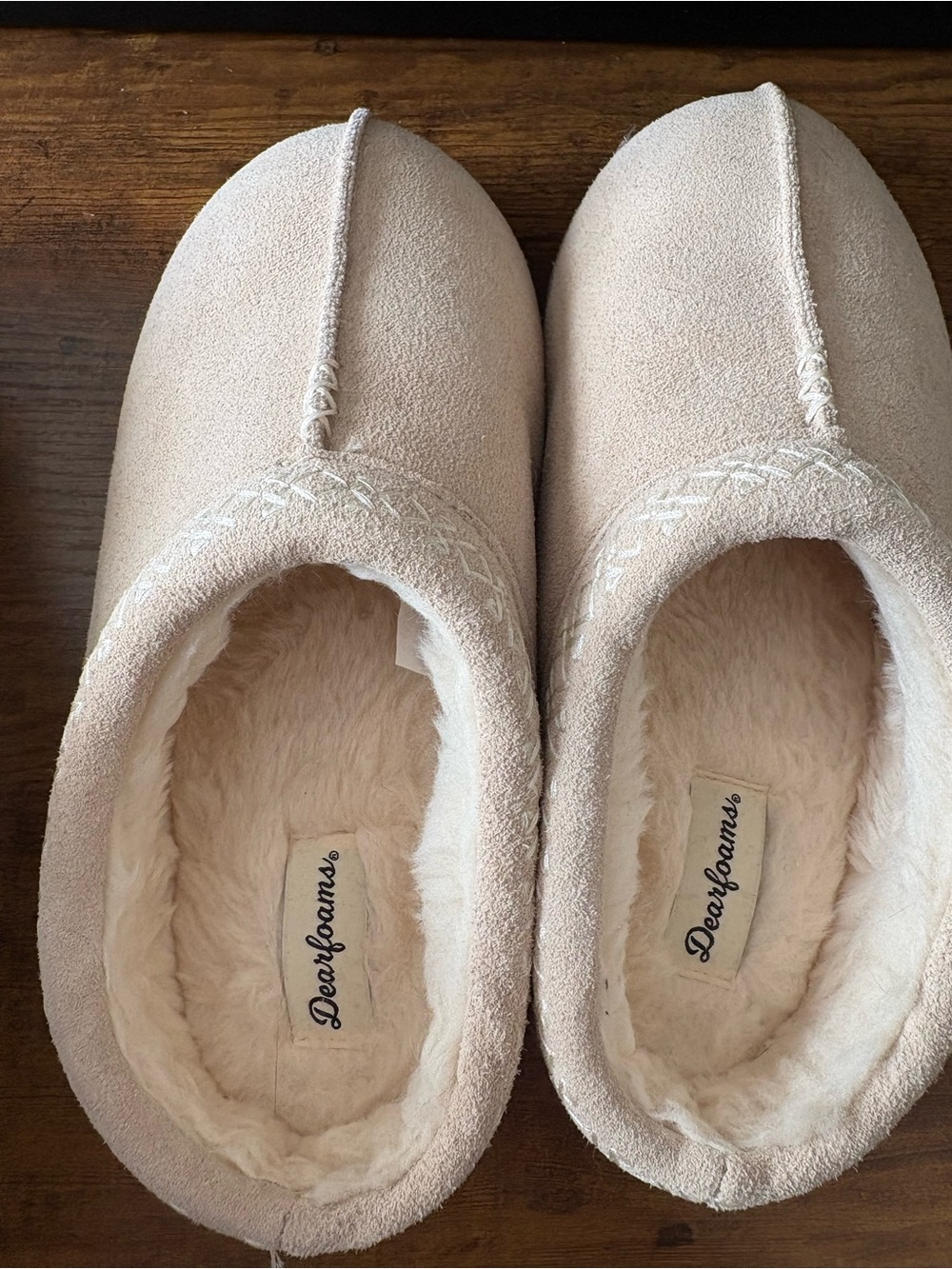 Dearfoams Women’s Cozy Slip-On Slippers - Cream